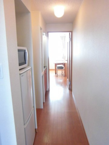 レオパレスプレミールの玄関|１階玄関からの１枚です。