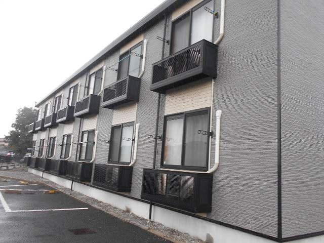 レオパレスプレミールの外観