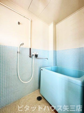 四宮ニューハウスの浴室|コンパクトで使いやすいお風呂です