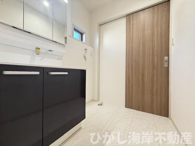 平塚市四之宮　新築戸建　全7棟の脱衣所|脱衣スペース
