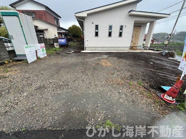 茅ヶ崎市堤　新築戸建の駐車場|4月13日撮影　建築中　駐車スペース
