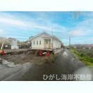茅ヶ崎市堤　新築戸建の前面道路含む現地写真|4月13日撮影　建築中　現地外観
