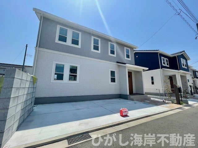 平塚市菫平　新築未入居戸建　　全8棟