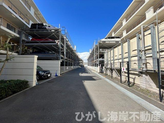 ヴェレーナ湘南海岸の駐車場|敷地内駐車場