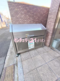 【その他共用部分】 | 敷地内のゴミストッカー