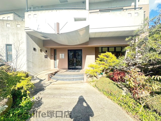 パルステージ武庫之荘のエントランス