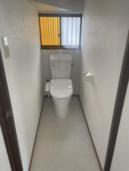 和歌山市直川　中古戸建のトイレ