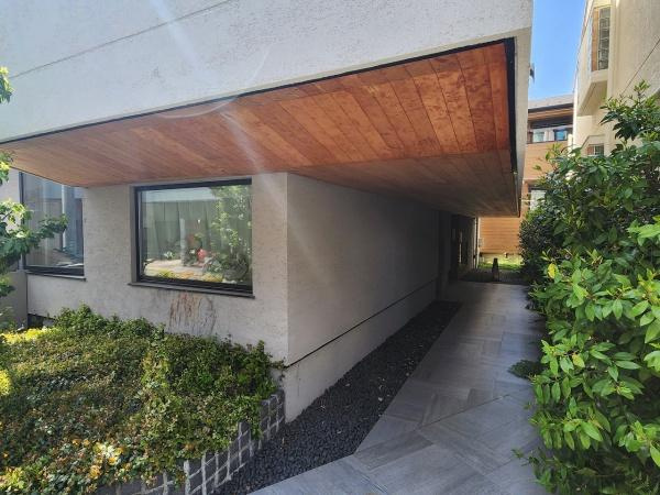 LEGALAND駒沢大学のエントランス