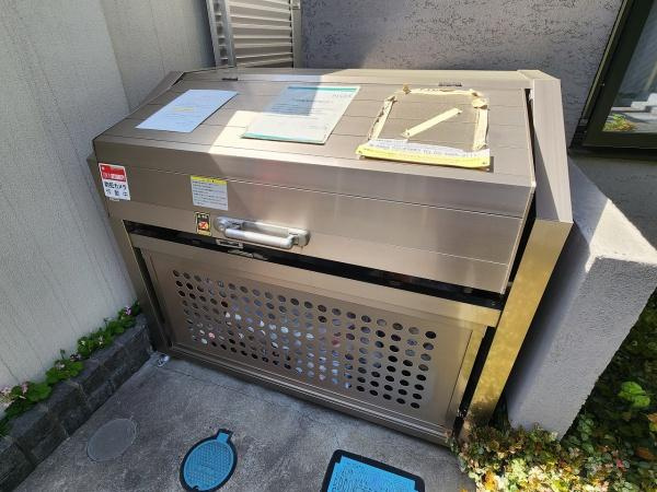 LEGALAND駒沢大学のその他共用部分|敷地内ゴミ置き場