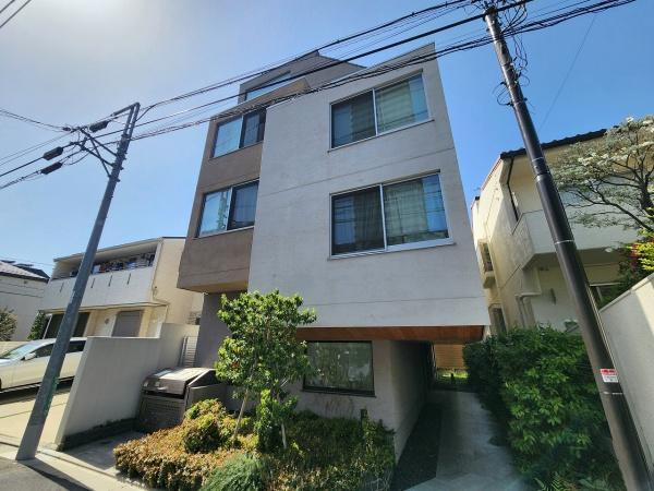 LEGALAND駒沢大学の外観