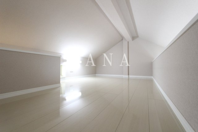 ユナイト子安台ラウンドハウスの収納