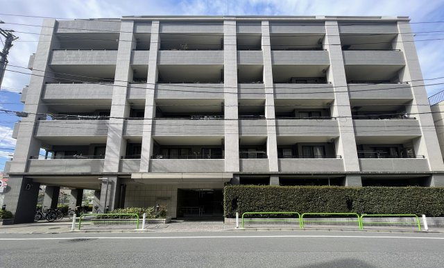 ジェイパーク板橋中台の外観