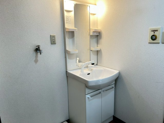 コスタ岐阜県庁前の独立洗面台