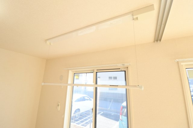 コモンシティハイツJの洋室|室内物干