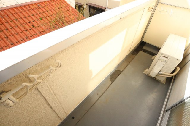 サンスイート神戸のバルコニー