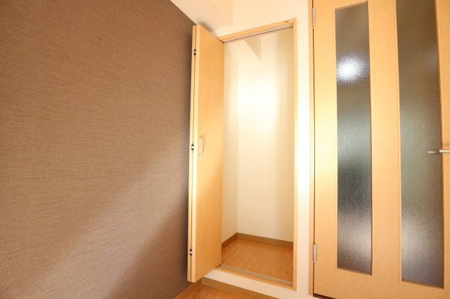 サンスイート神戸の収納