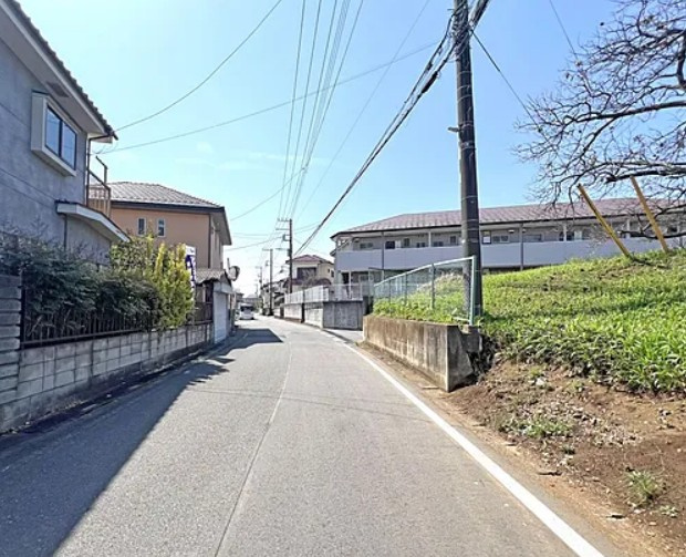 【土地】鶴ヶ島市五味ヶ谷売地の前面道路含む現地写真|前面道路含む現地写真です