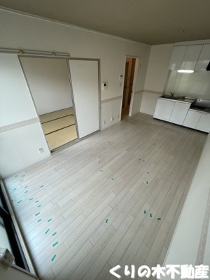 【居間・リビング】 | エクセルハイツ B棟 | おしゃれなリビングです