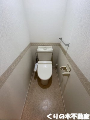 【トイレ】 | エクセルハイツ B棟 | 落ち着いたトイレです