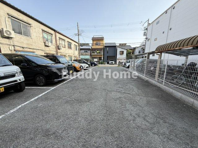エスポワール白鷺の駐車場