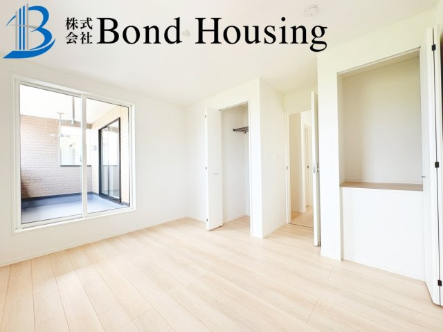 「SAFE365」「お車並列3台可」大久保町八木第3　全２棟2号棟の居間・リビング