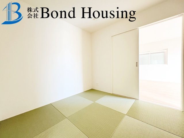 「中八木駅2分」「お車並列3台可」大久保町八木第3　全２棟1号棟の和室