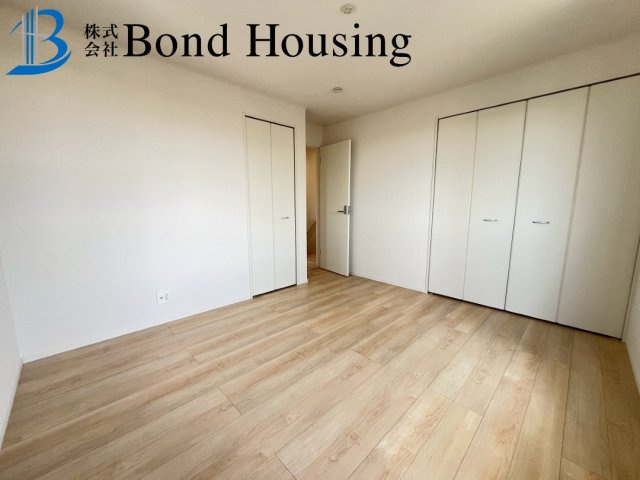 「SAFE365」「お車並列2台可」大久保町高丘　第1　全2棟1号棟の子供部屋