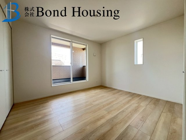 「SAFE365」「お車並列2台可」大久保町高丘　第1　全2棟1号棟の子供部屋