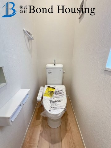 「SAFE365」「お車並列2台可」大久保町高丘　第1　全2棟1号棟のトイレ