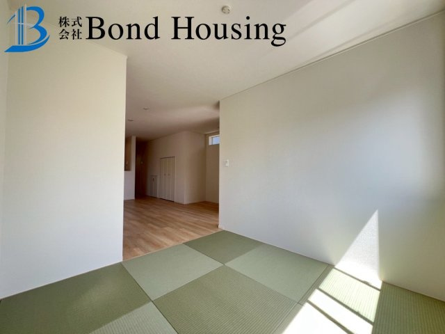 「SAFE365」「お車並列2台可」大久保町高丘　第1　全2棟1号棟の和室
