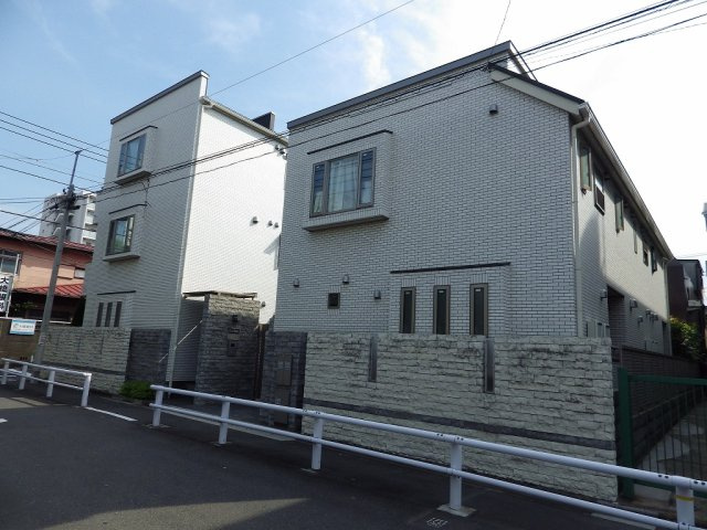 ドルフベルク大塚の外観