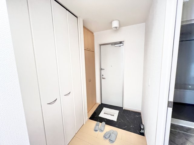 リビングタウン稲毛の杜Aの玄関|※別部屋参考写真