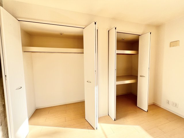 リビングタウン稲毛の杜Aの収納|※別部屋参考写真