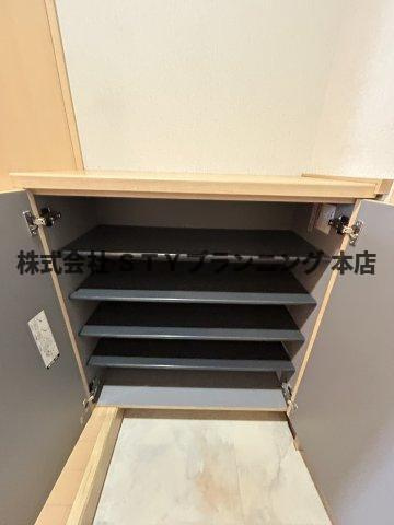 仲介手数料０円！ヴィラエーデル大須の収納