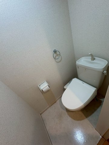 カトゥレーヴのトイレ