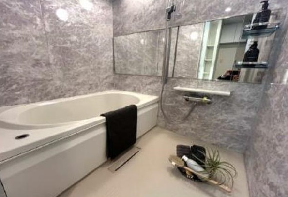 カテリーナ石神井公園の浴室|ユニットバス新規交換のため、毎日のお風呂も快適にご利用いただけます