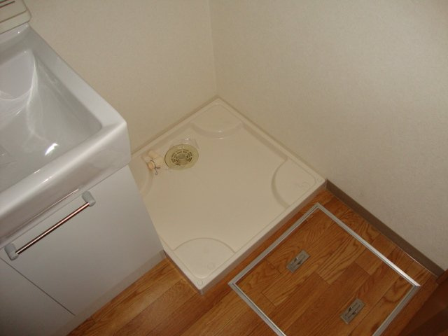 サンライフ　ハサマのその他|洗濯機置場