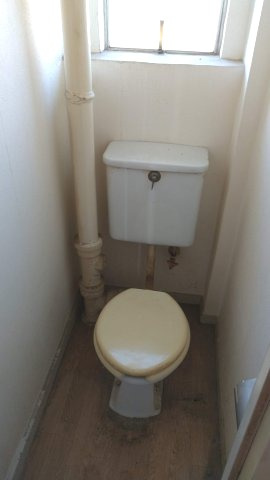 神陵台厚生年金4号棟　５Fのトイレ|清潔感のあるトイレです