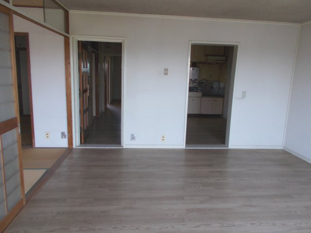 垂水高丸住宅５号棟のその他