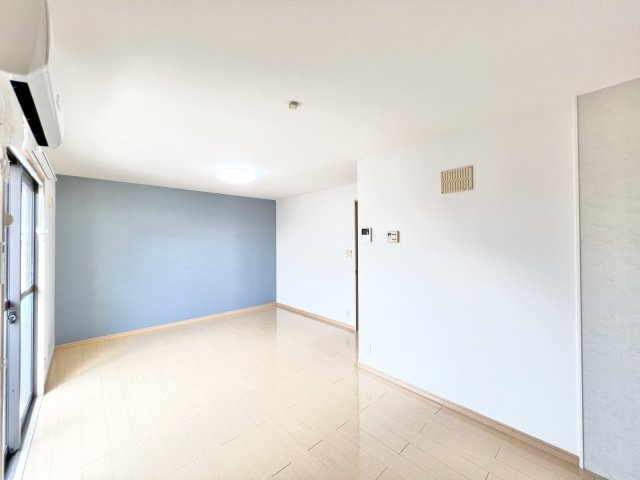 Royal Garden 400&16 の居間・リビング|※別部屋参考写真