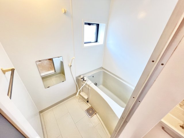 Royal Garden 400&16 の浴室|※別部屋参考写真