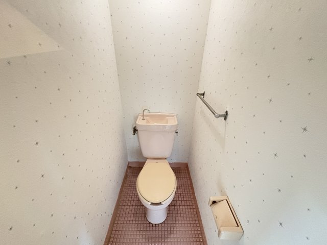 レジデンス栄Ⅱのトイレ|清潔感のあるトイレです