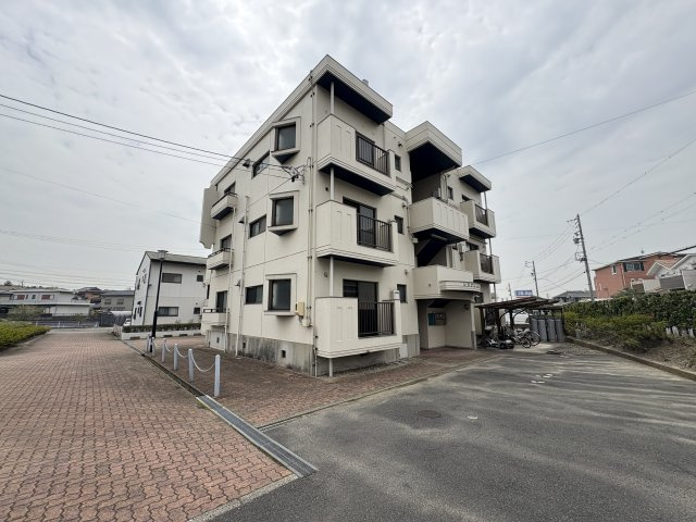 レジデンス栄Ⅱの外観|落ち着いた雰囲気の外観です