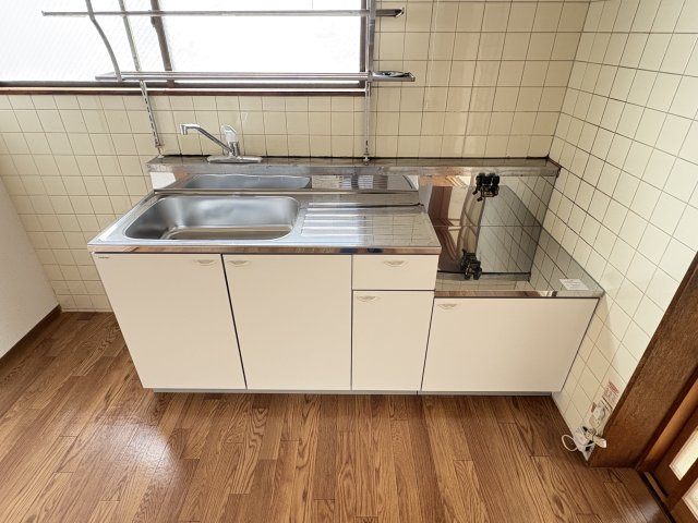 レジデンス栄Ⅱのキッチン|きれいなキッチンです