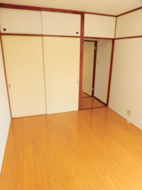 小山イレブンハイツの内装