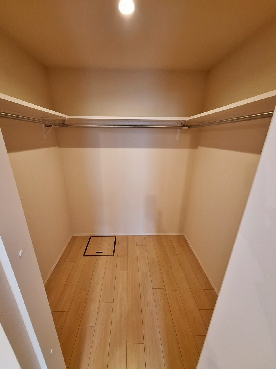 パークヴィラ王子台Ａ棟の収納|同建物/同仕様画像