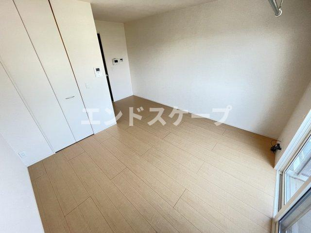 プレシャス育英の居間・リビング|高崎、前橋、伊勢崎エリアのお部屋探しはエンドスケープまで！お客様の理想お聞かせ下さい♪