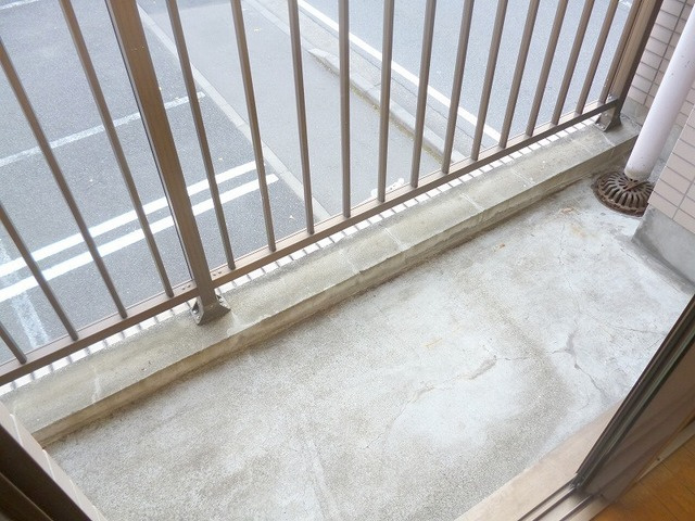 コート・オダマキのバルコニー|バルコニー