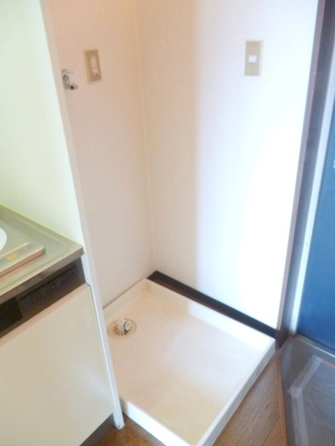 コート・オダマキの内装|室内洗濯置き場