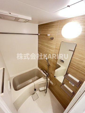 カーサレグラス城東セントラルの浴室